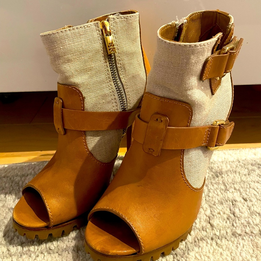 Tory Burch peep toe bootie heels